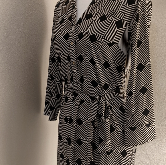 Donna Morgan size 4 Black and white shift dress - Picture 3 of 10
